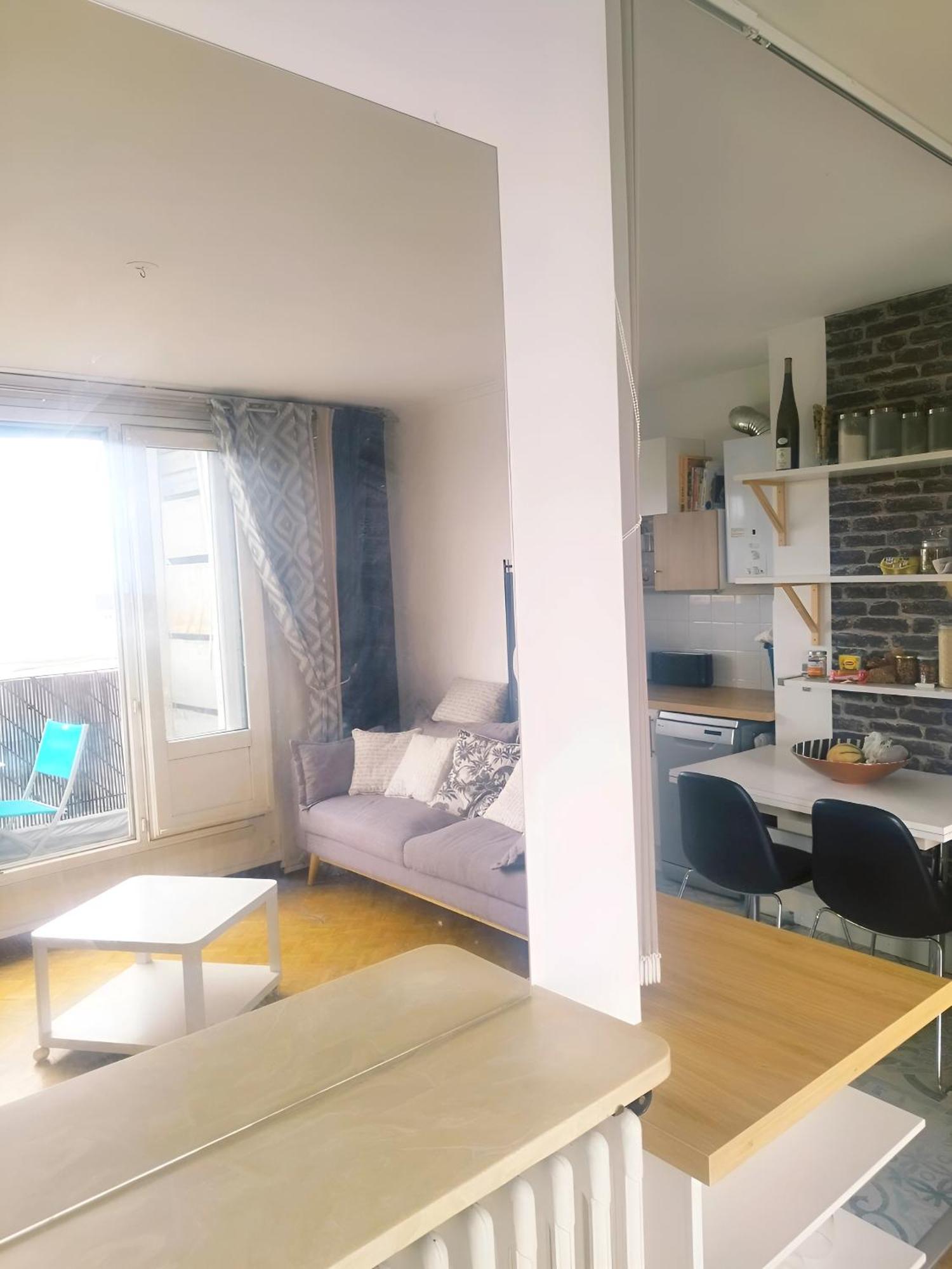 Charmant Appartement Lumineux - Dernier Etage Avec Balcon - Proche Centre-Ville Nantes Exterior foto